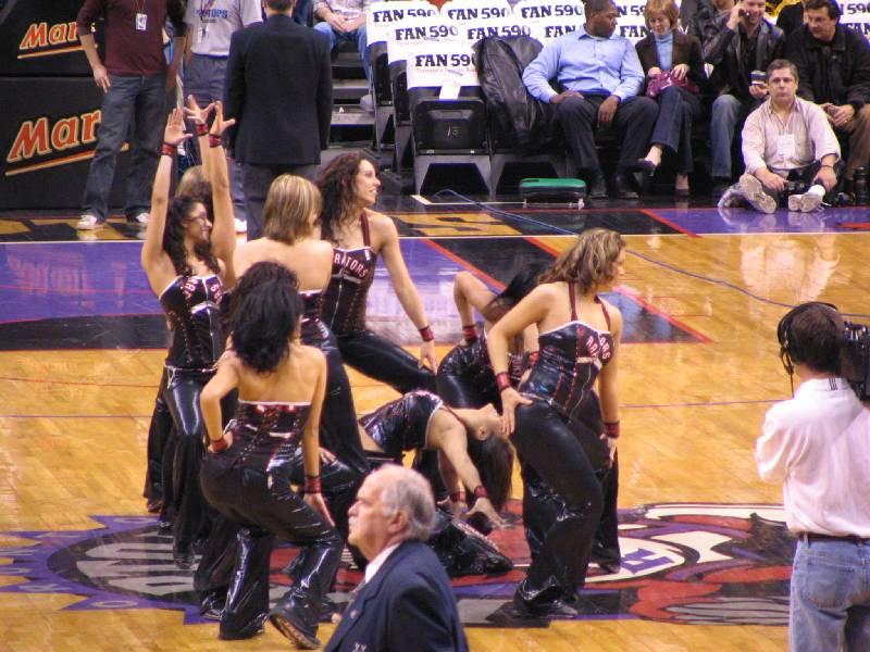 Raptors - 02.04.2005 047.jpg